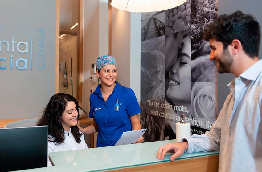 Instituto dental facial Cosaga Equipo